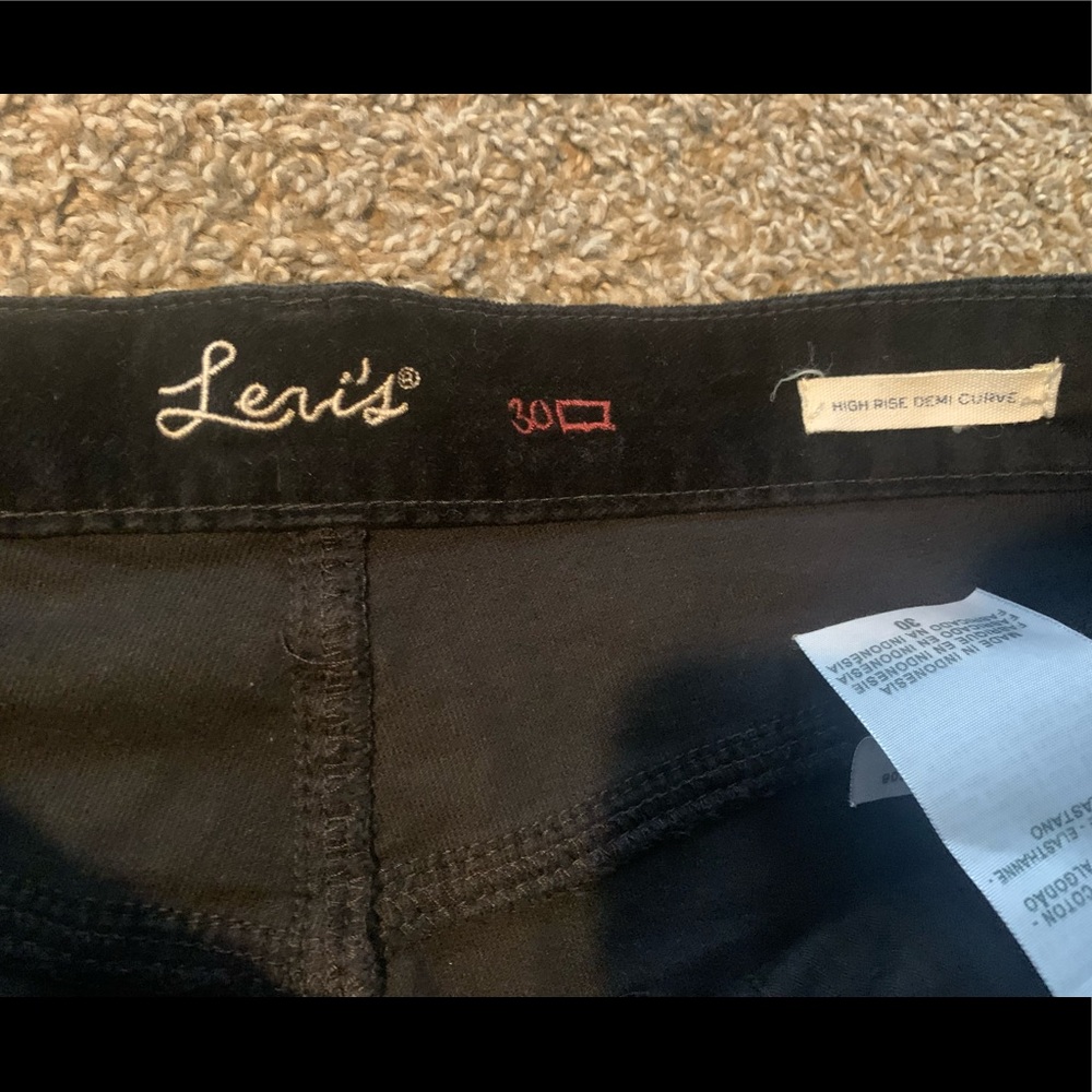 Levi’s - Picture 5 of 5